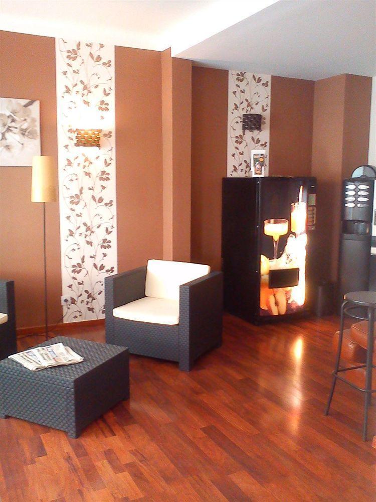 Hotel Jaures Toulon Eksteriør bilde
